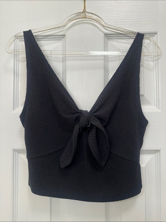 Abercrombie & Fitch Tops - Abercrombie & Fitch Black Ribbed Tie-Front Crop Top